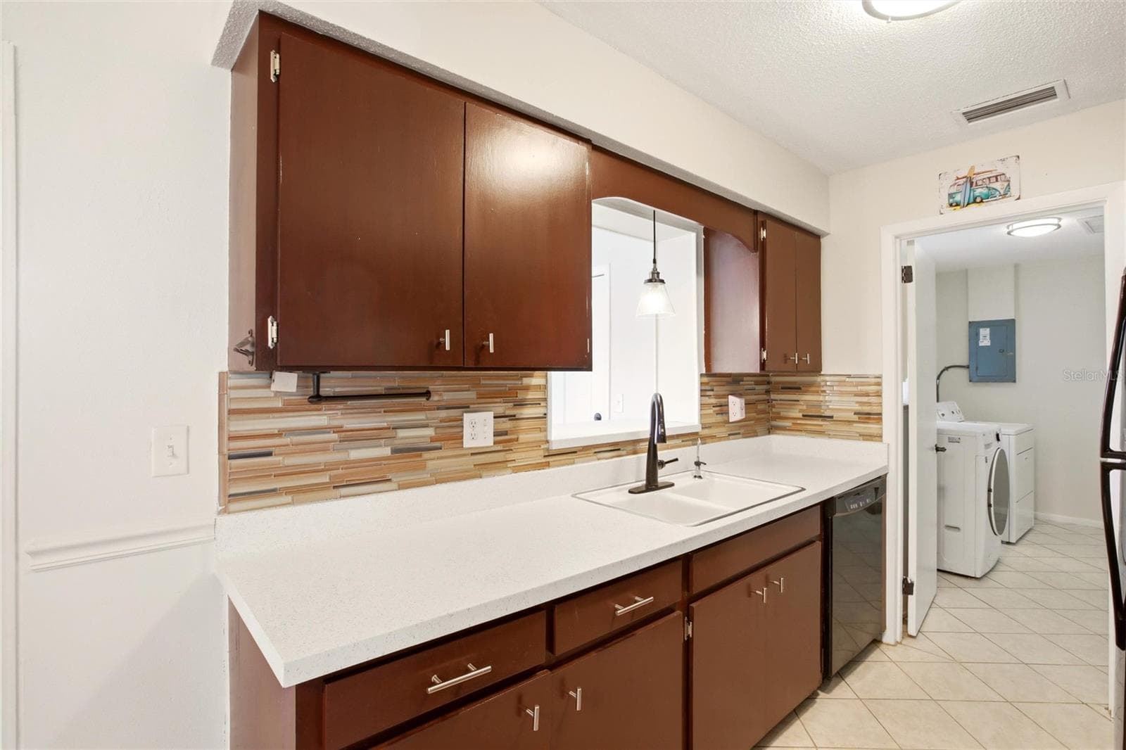 Single Family Residence at 213 GRANADA BLVD, NORTH PORT, photo 12 of 34