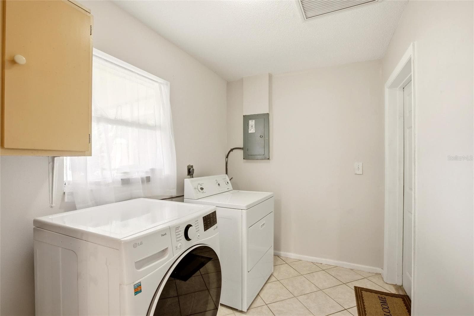 Single Family Residence at 213 GRANADA BLVD, NORTH PORT, photo 29 of 34