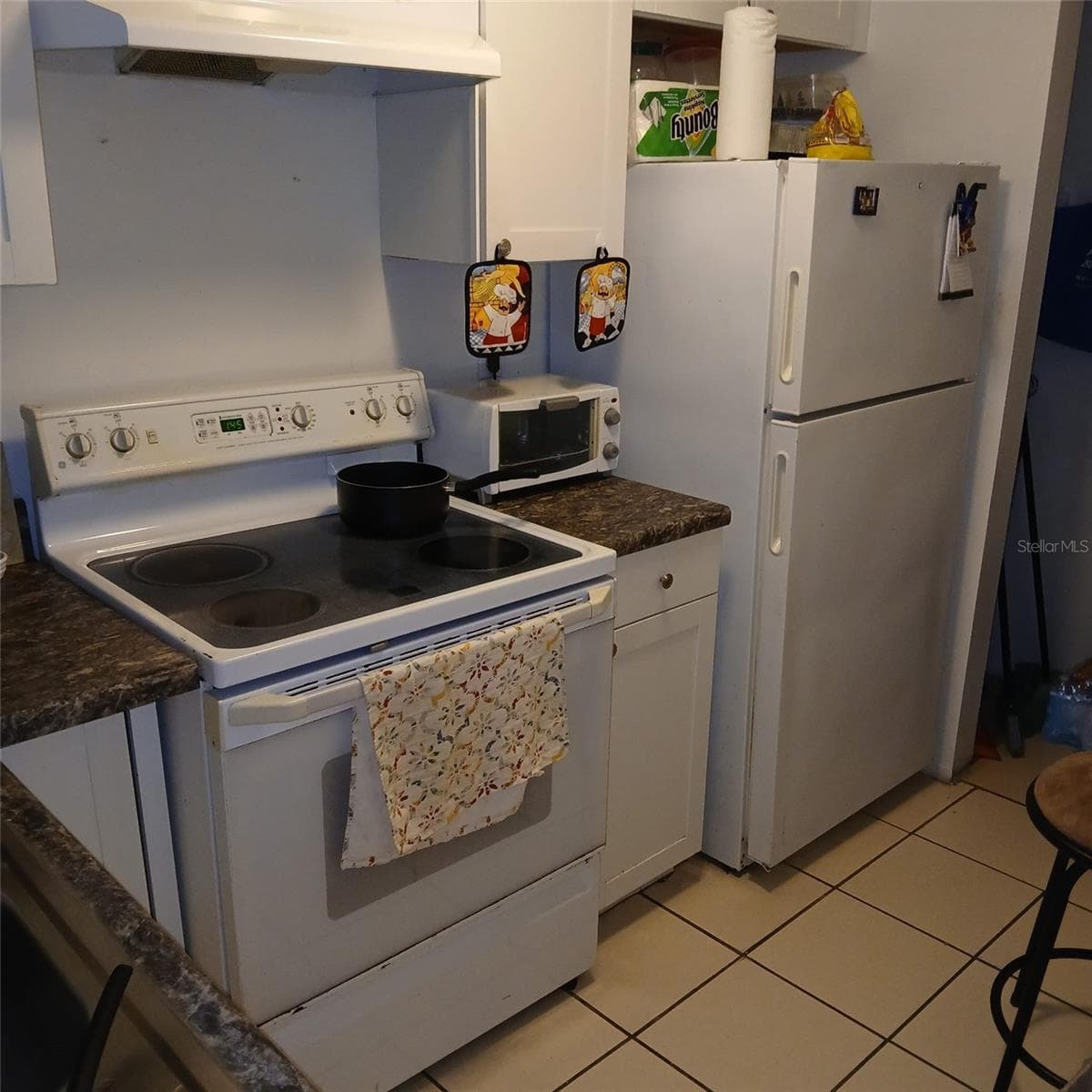 Condominium at 8609 N CHAMPLAIN CT #77, TAMPA, photo 6 of 16