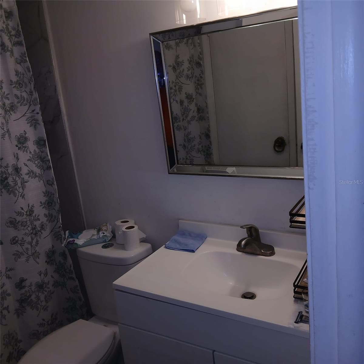 Condominium at 8609 N CHAMPLAIN CT #77, TAMPA, photo 9 of 16