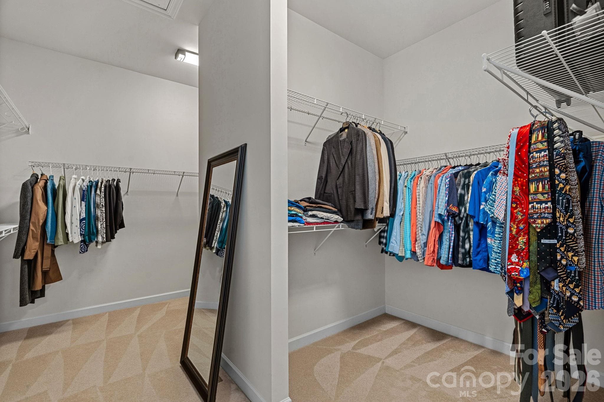 Primary Double sided closet - Concord