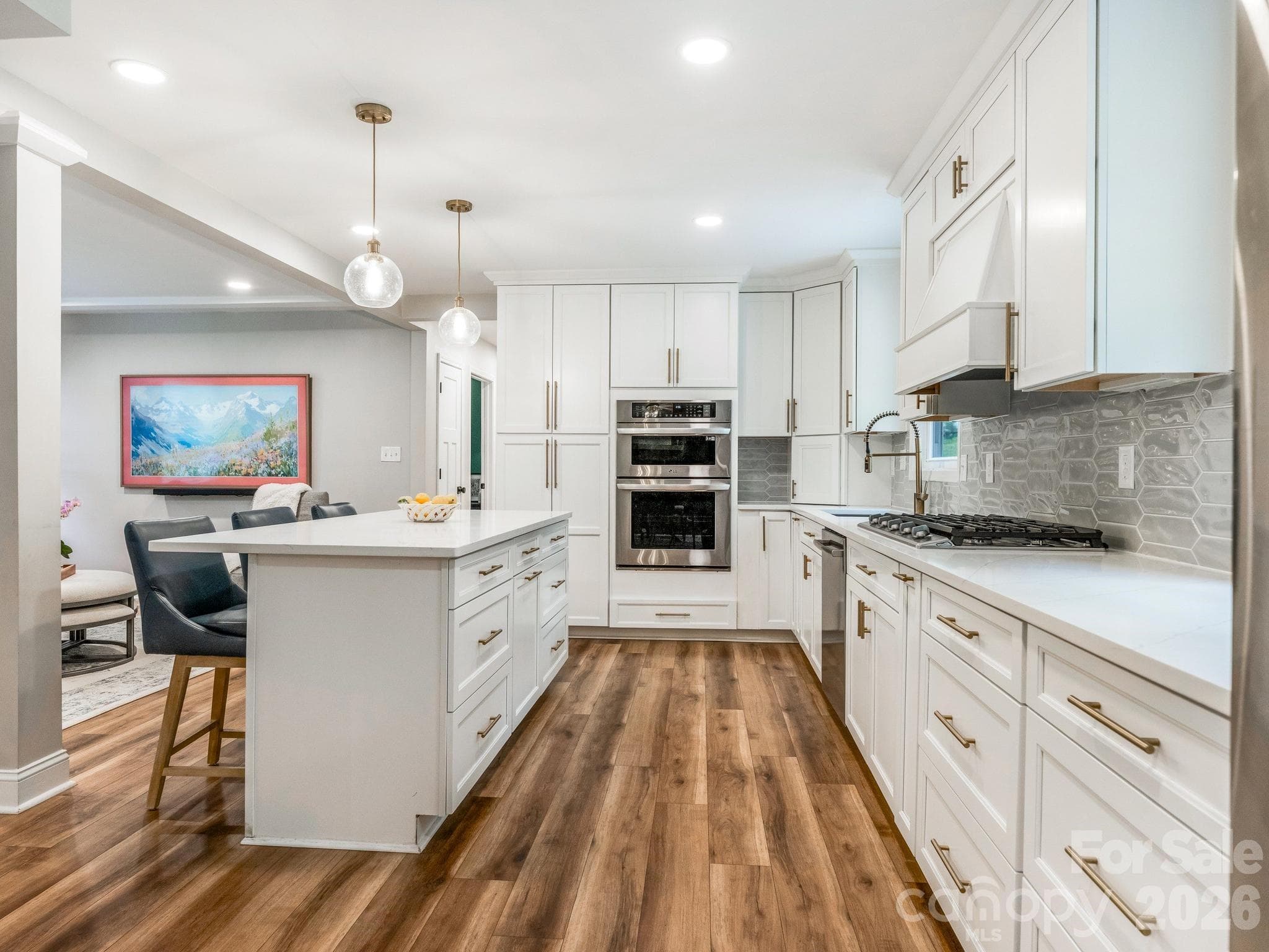 Single Family Residence at Charlotte, photo 7 of 32