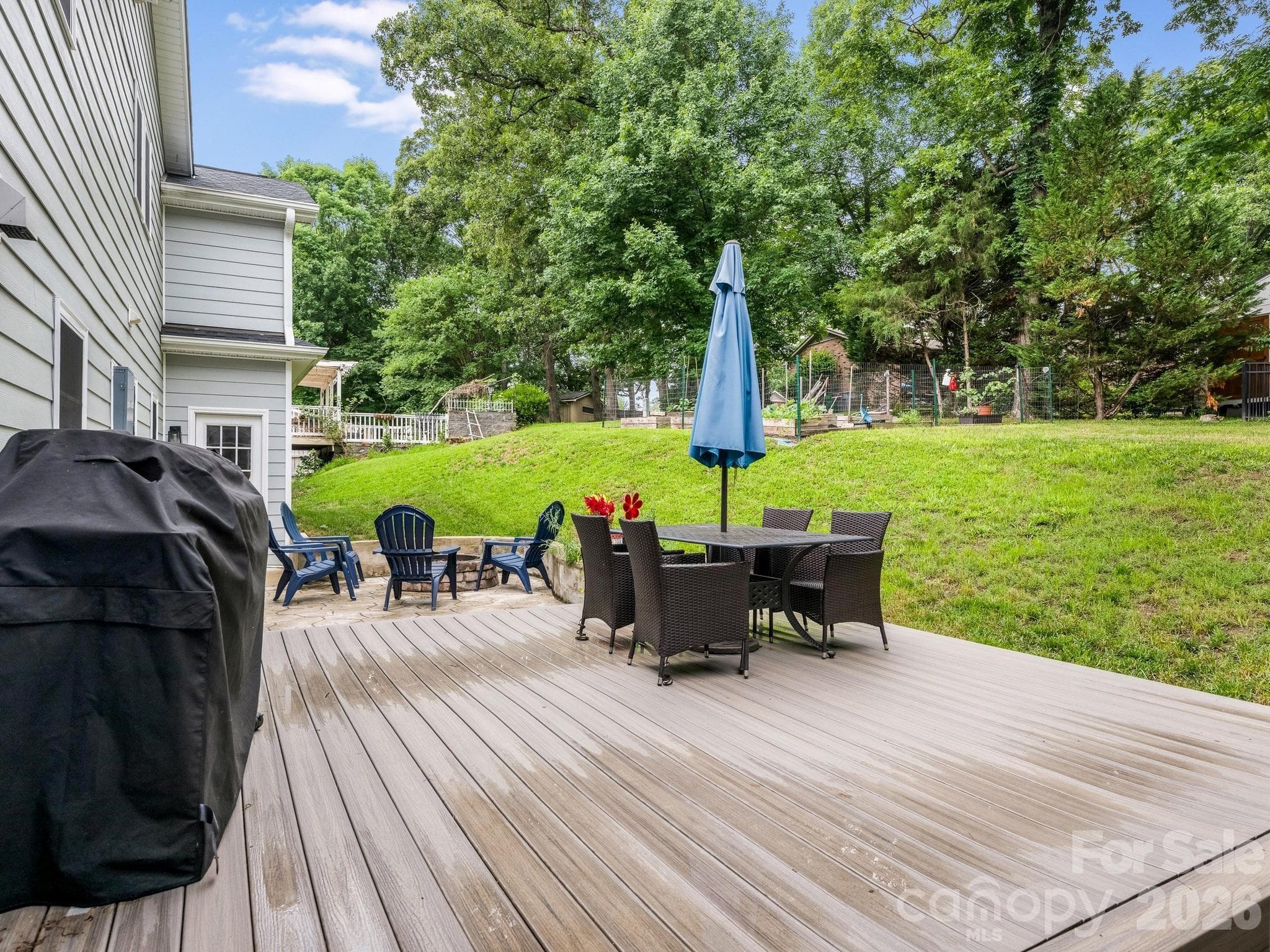 Single Family Residence at 6801 Rollingridge Drive, Charlotte, photo 30 of 32
