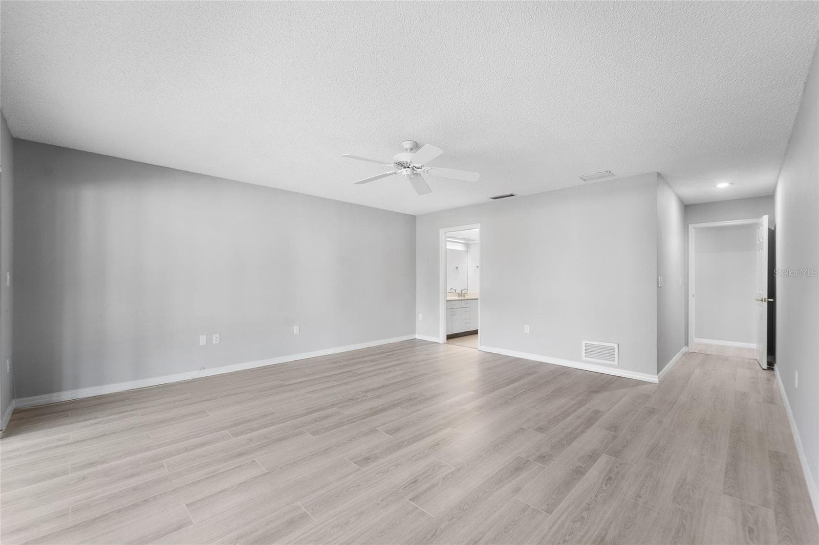 Primary Suite - 3766 BALLANTRAE DR #22D, SARASOTA