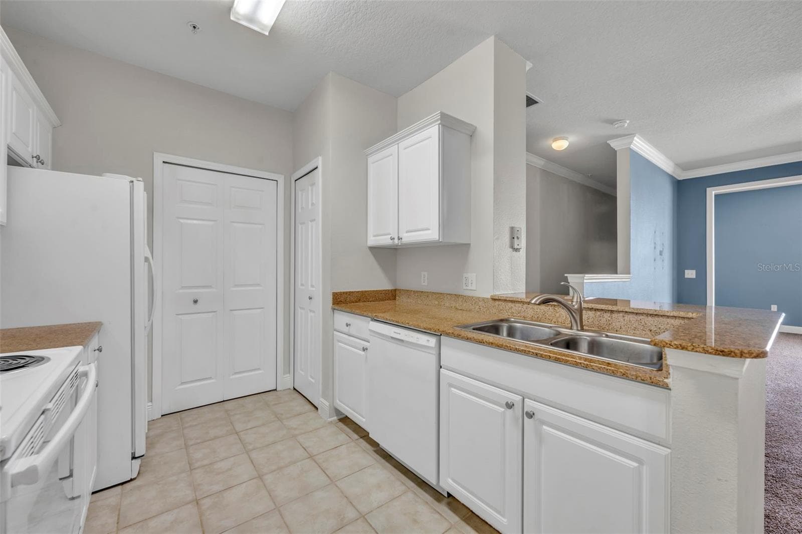 Condominium at 200 SOUTHERN PECAN CIRCLE #206, WINTER GARDEN, photo 25 of 65