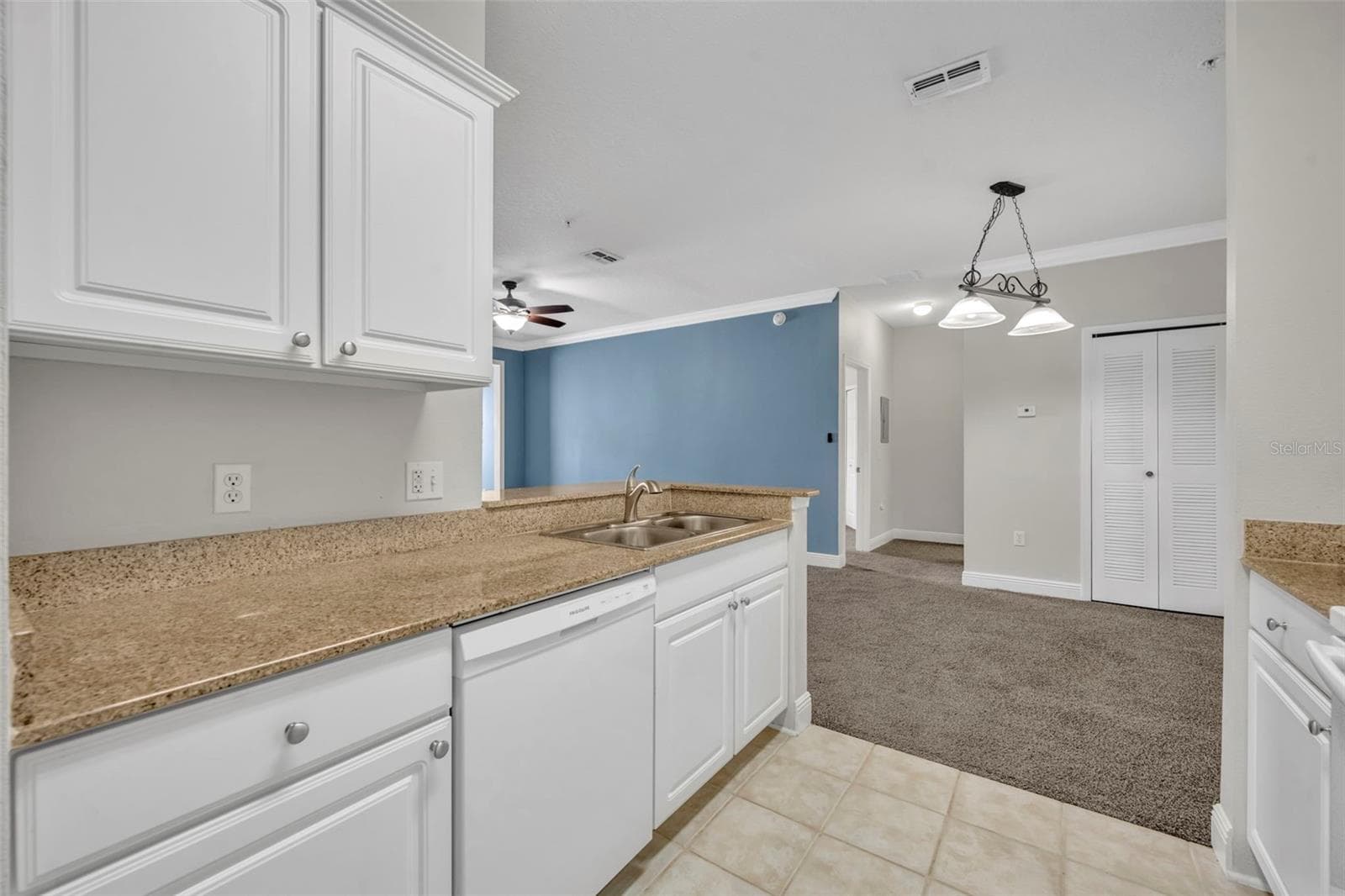 Condominium at 200 SOUTHERN PECAN CIRCLE #206, WINTER GARDEN, photo 29 of 65