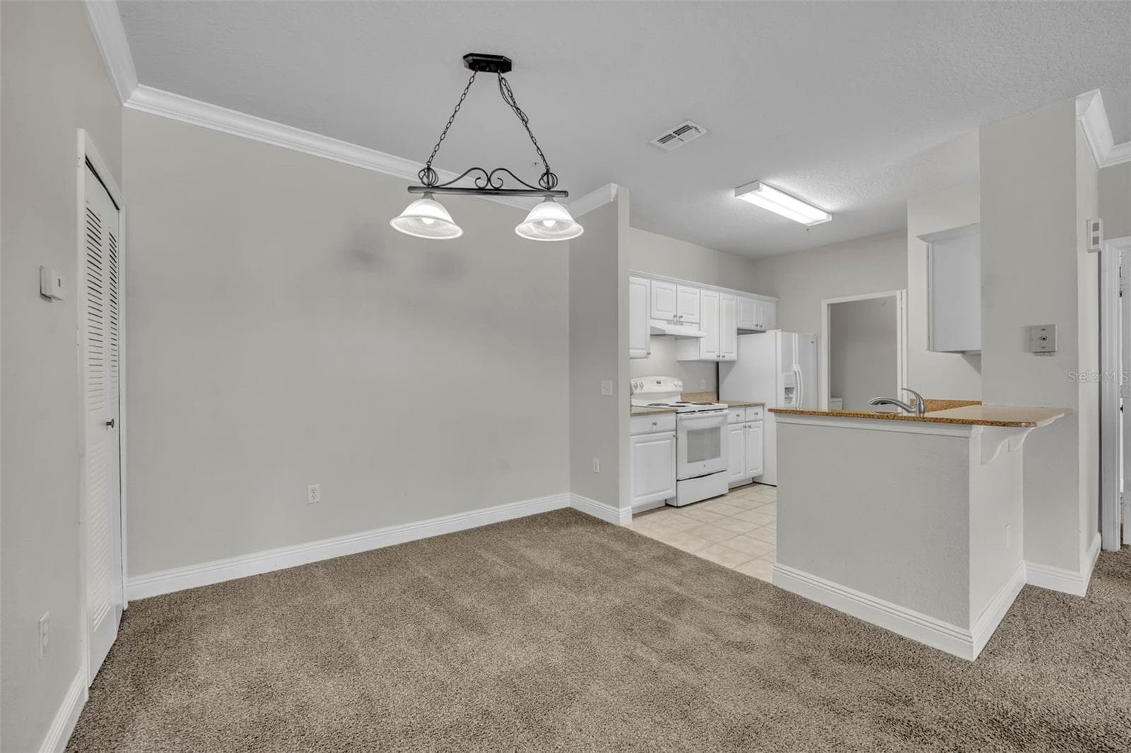 Condominium at 200 SOUTHERN PECAN CIRCLE #206, WINTER GARDEN, photo 32 of 65