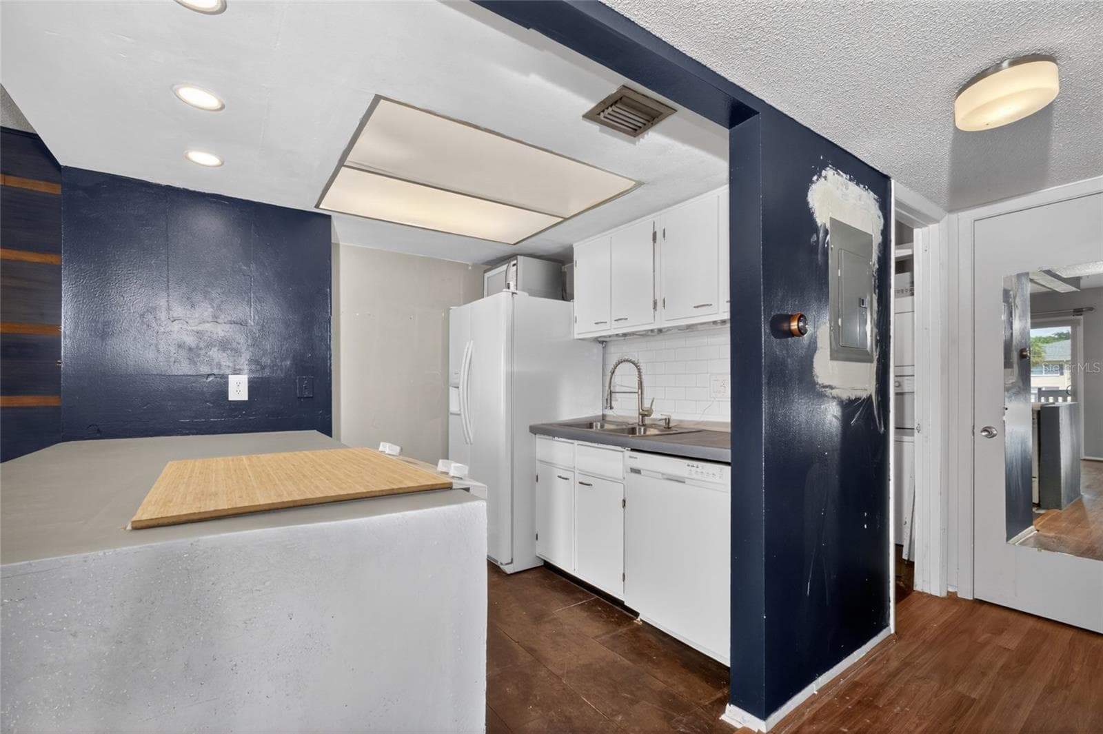 Condominium at 1935 CONWAY RD #L5, ORLANDO, photo 9 of 19