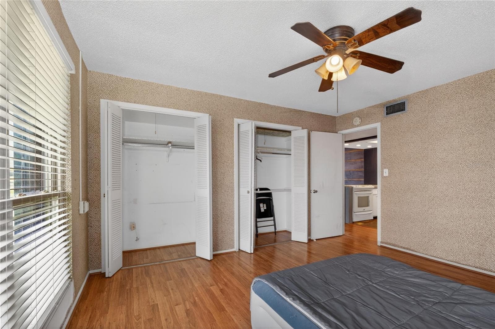 Condominium at 1935 CONWAY RD #L5, ORLANDO, photo 15 of 19