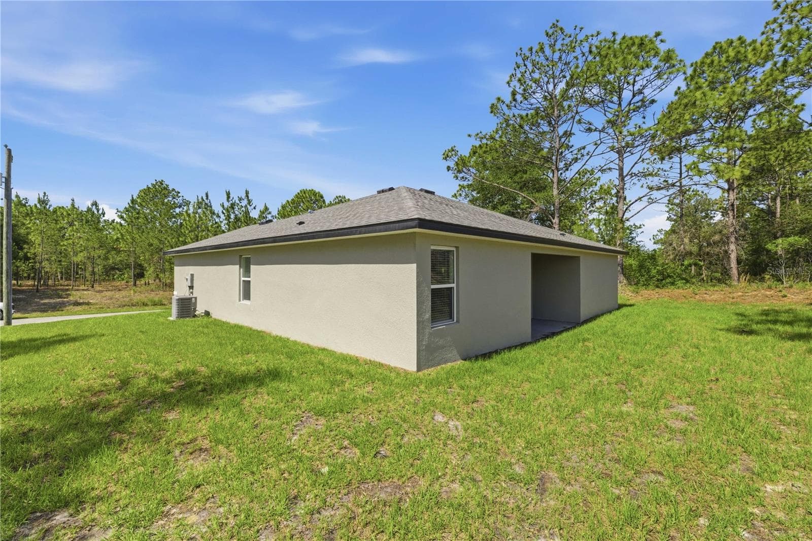 BACK/ SIDE VIEW - 1985 W CORRINE ST, DUNNELLON