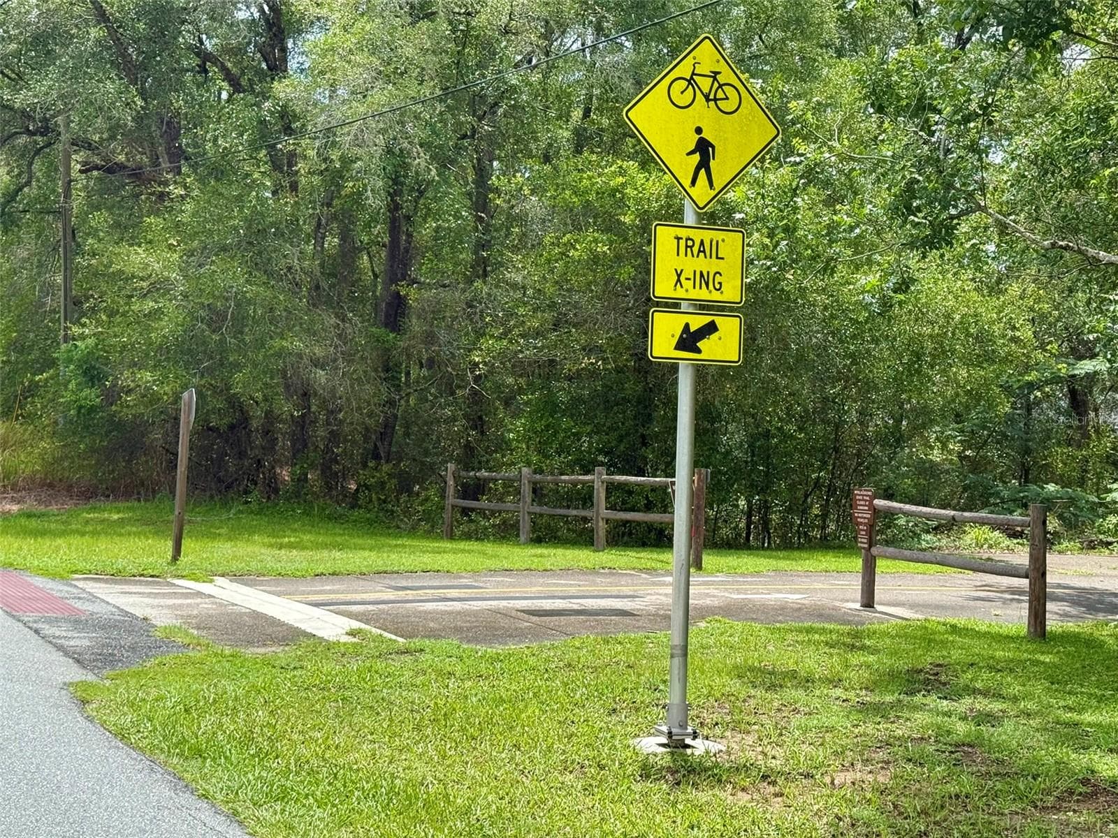 BIKE TRAIL - 1985 W CORRINE ST, DUNNELLON