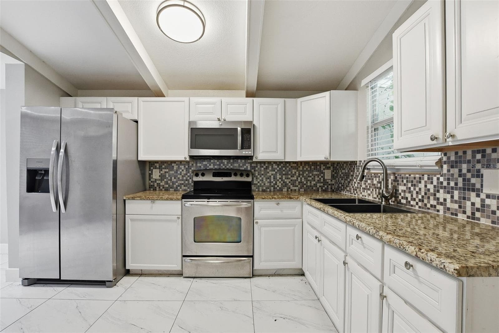 Single Family Residence at 6033 W AMELIA ST, ORLANDO, photo 8 of 32