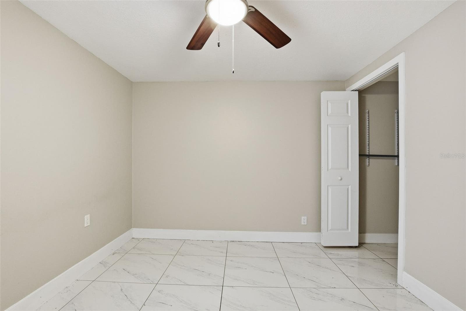 Single Family Residence at 6033 W AMELIA ST, ORLANDO, photo 14 of 32