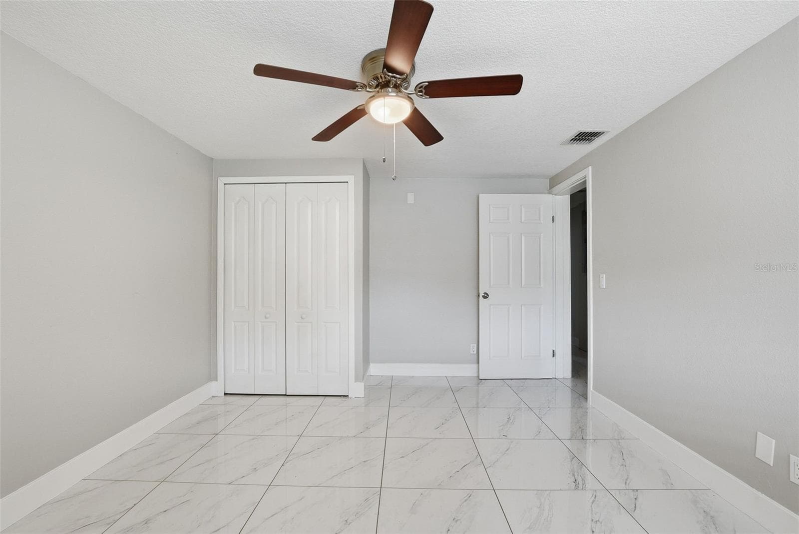 Single Family Residence at 6033 W AMELIA ST, ORLANDO, photo 20 of 32