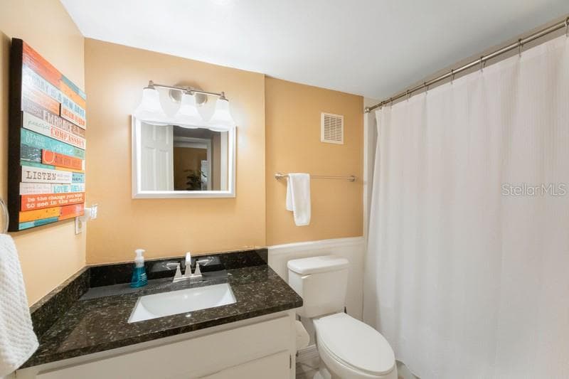 Condominium at 1060 PINELLAS BAYWAY S #103, ST PETERSBURG, photo 33 of 39