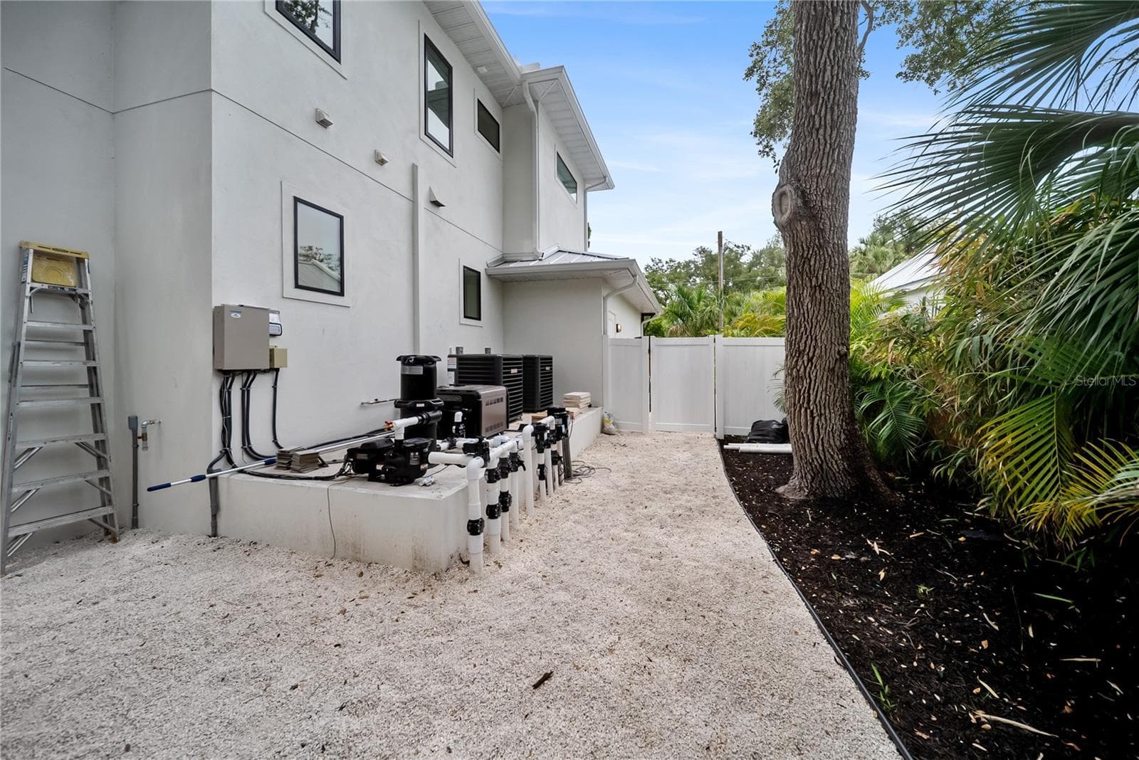Single Family Residence at 3800 FLORES AVE, SARASOTA, photo 84 of 100