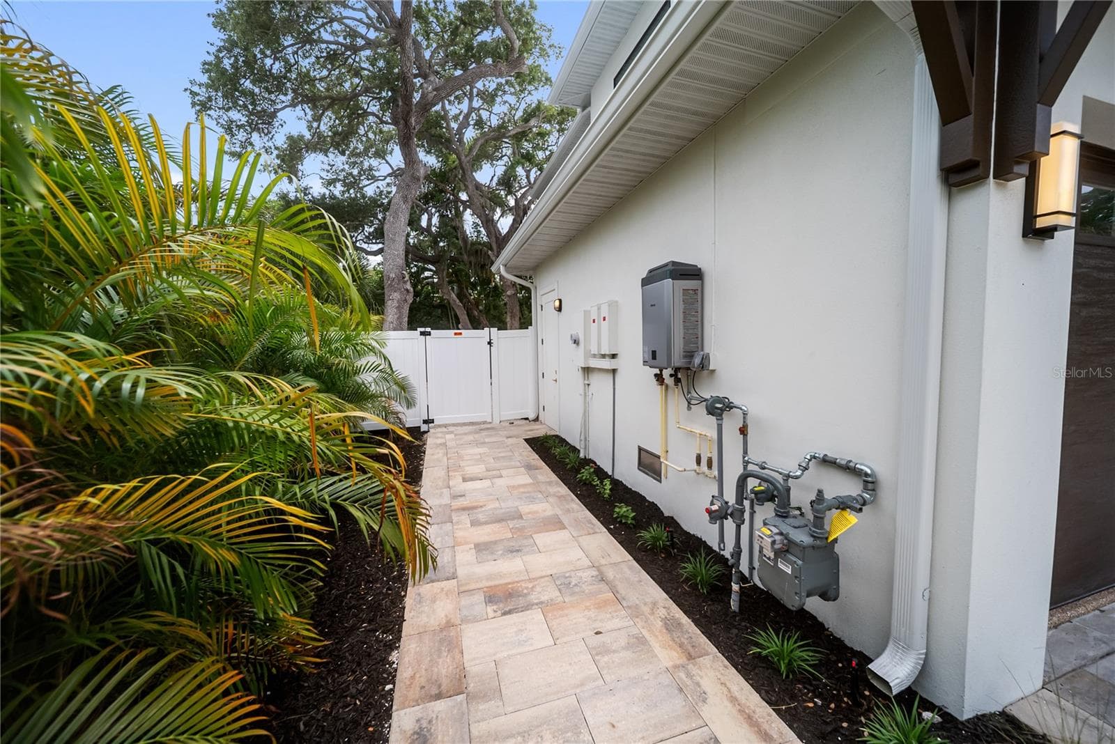 Single Family Residence at 3800 FLORES AVE, SARASOTA, photo 100 of 100
