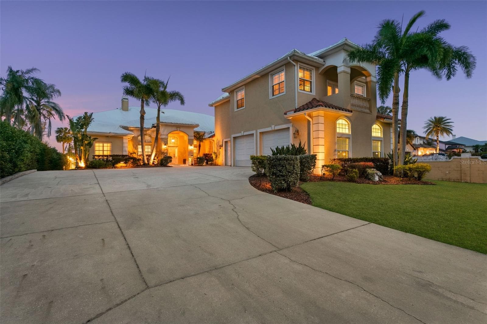 Roof is no longer covered - 4915 TROYDALE RD, TAMPA