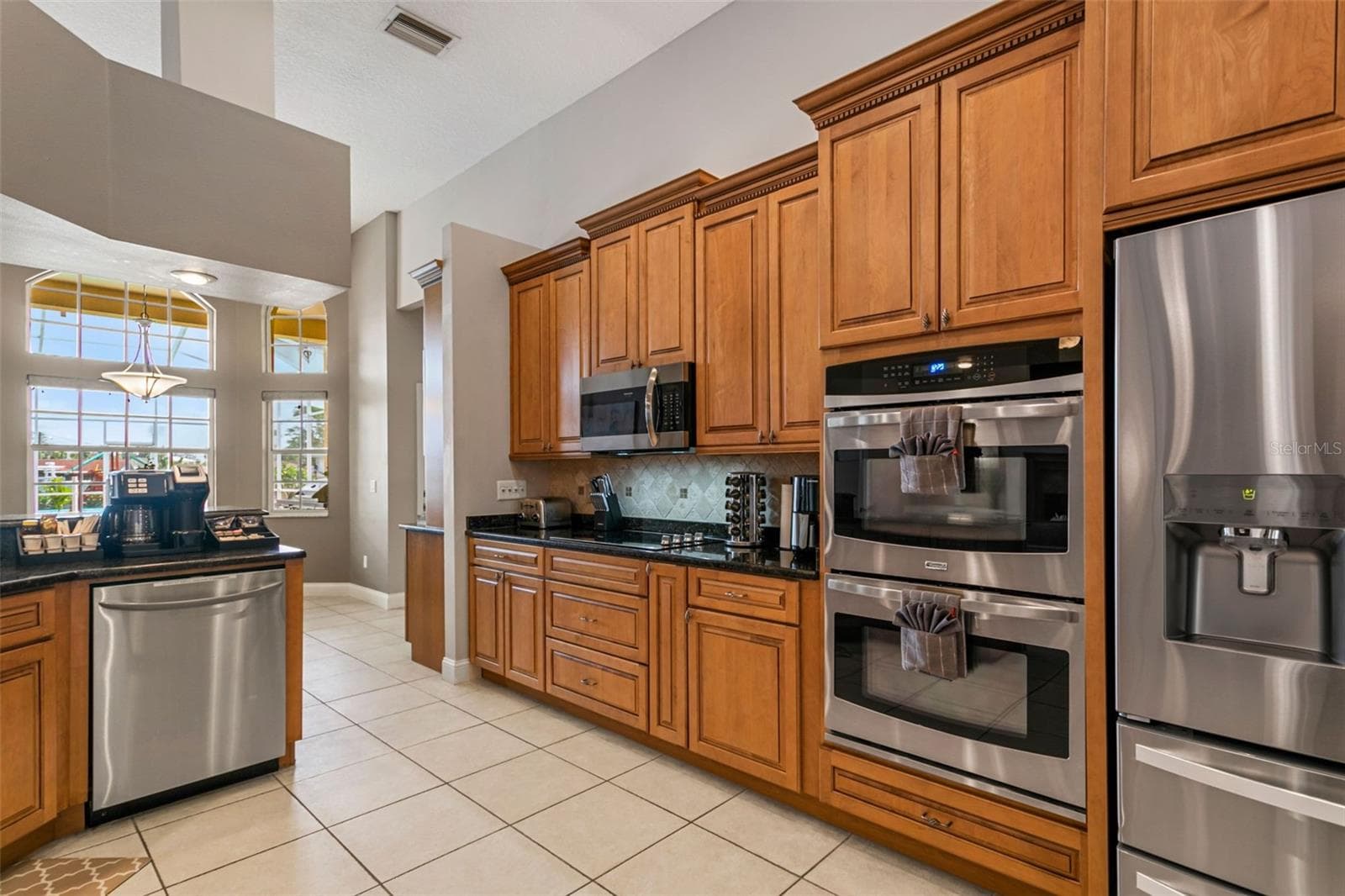 Single Family Residence at 4915 TROYDALE RD, TAMPA, photo 24 of 91