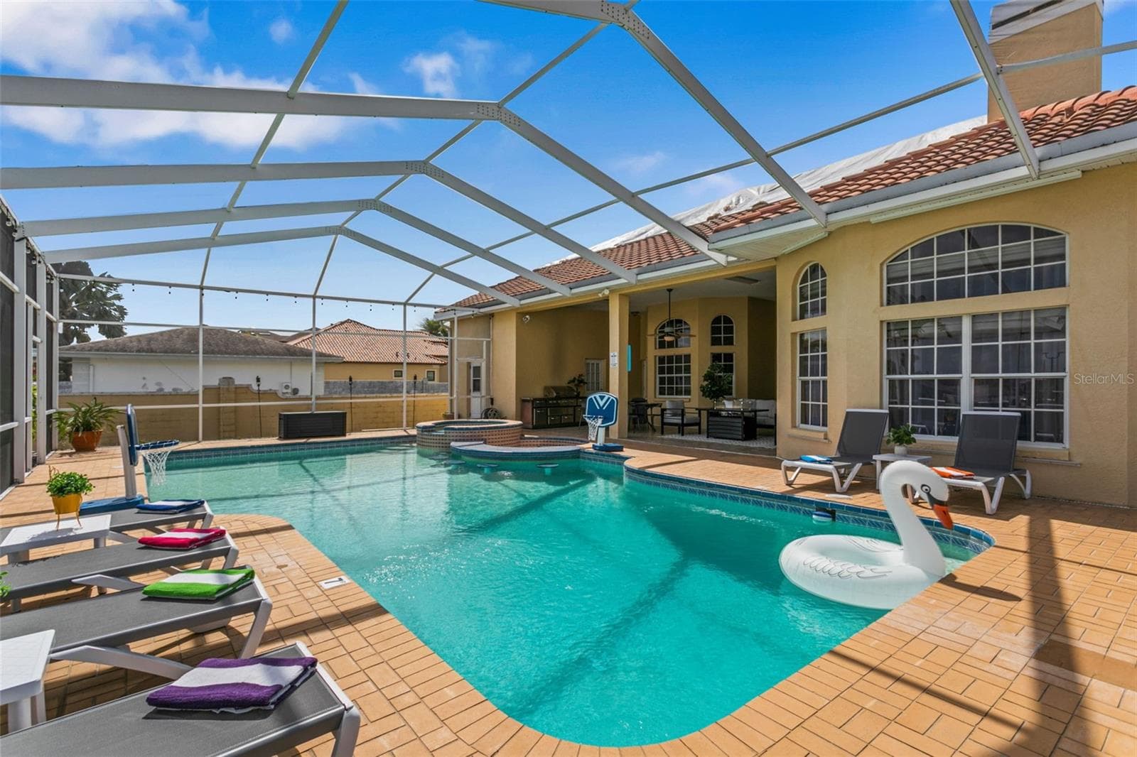 Single Family Residence at 4915 TROYDALE RD, TAMPA, photo 85 of 91