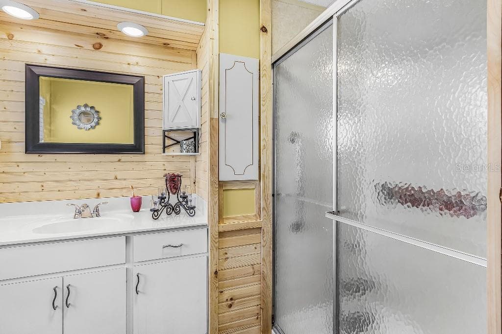 Mobile Home at 251 IBIS, PUNTA GORDA, photo 23 of 34