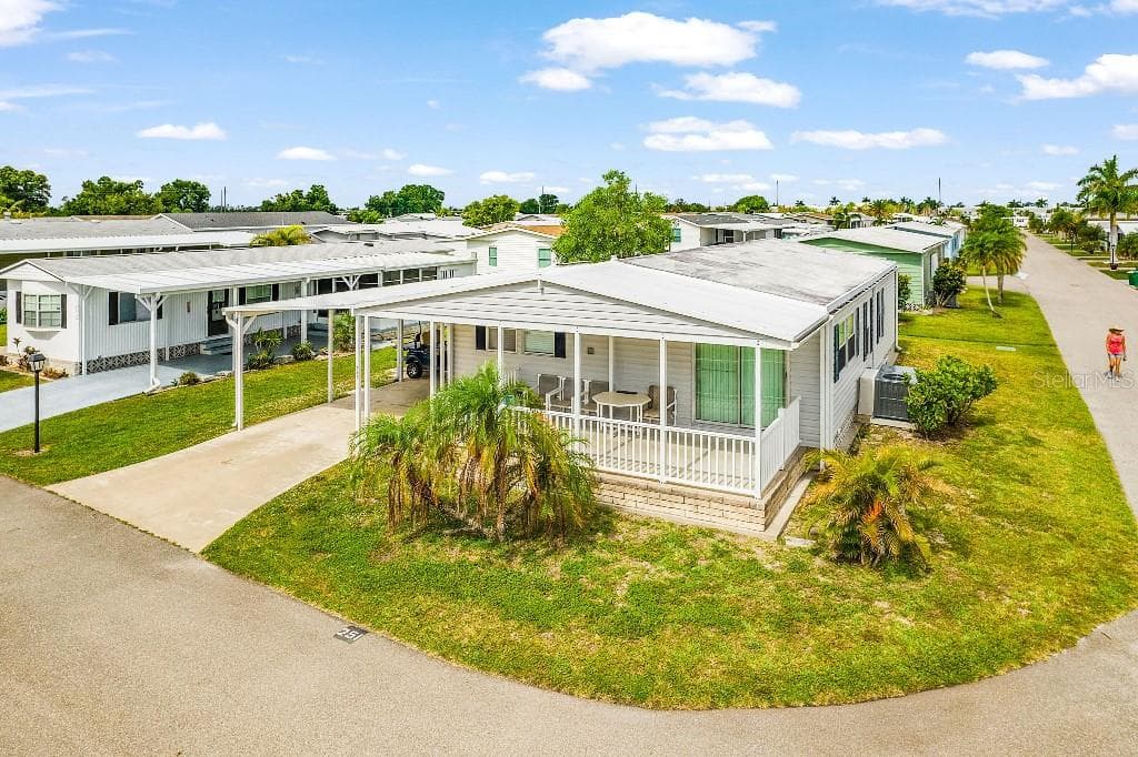 Mobile Home at 251 IBIS, PUNTA GORDA, photo 26 of 34