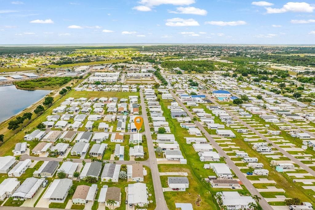 Mobile Home at 251 IBIS, PUNTA GORDA, photo 34 of 34