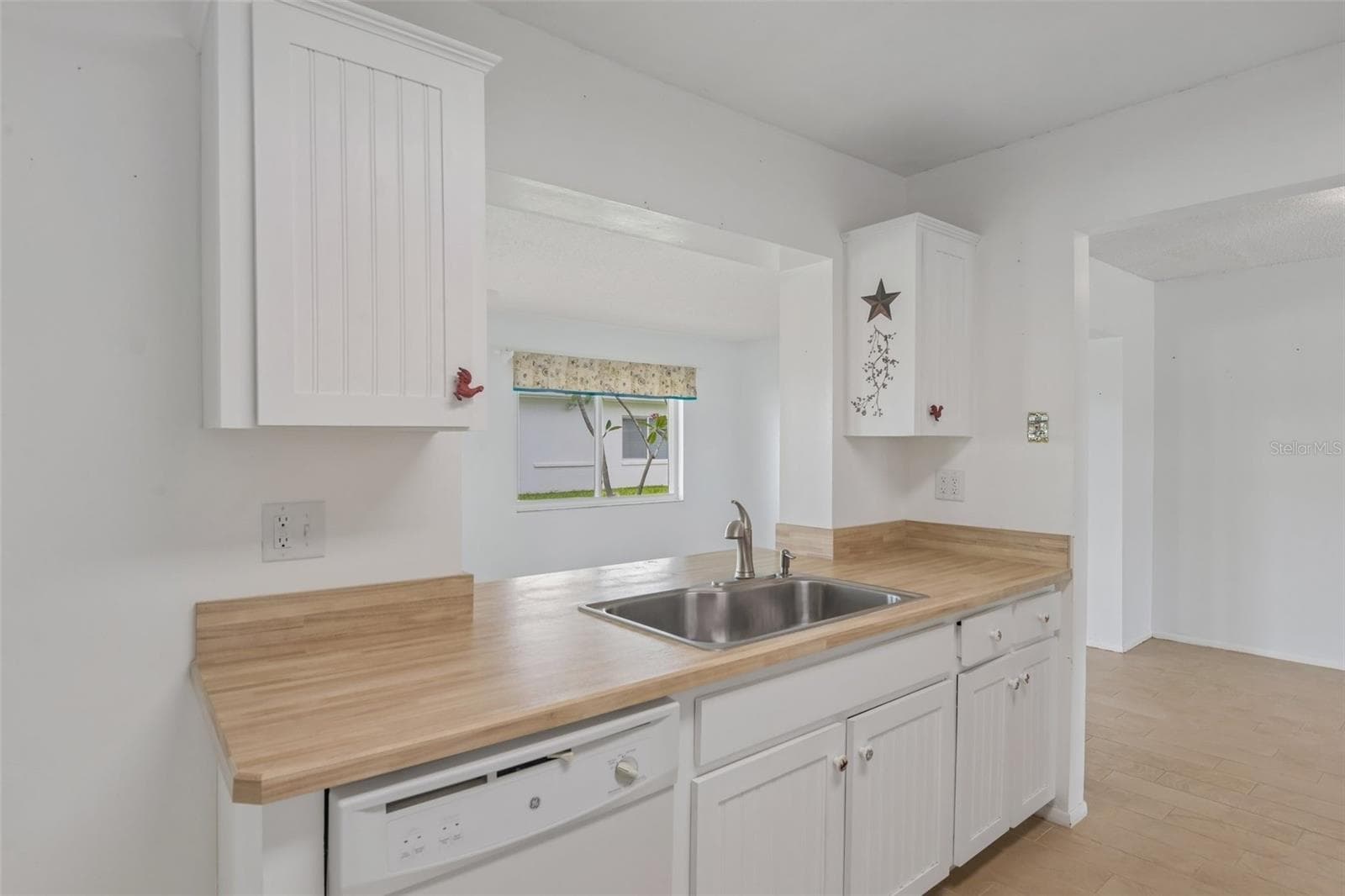 Single Family Residence at 3549 98TH AVE N, PINELLAS PARK, photo 6 of 22