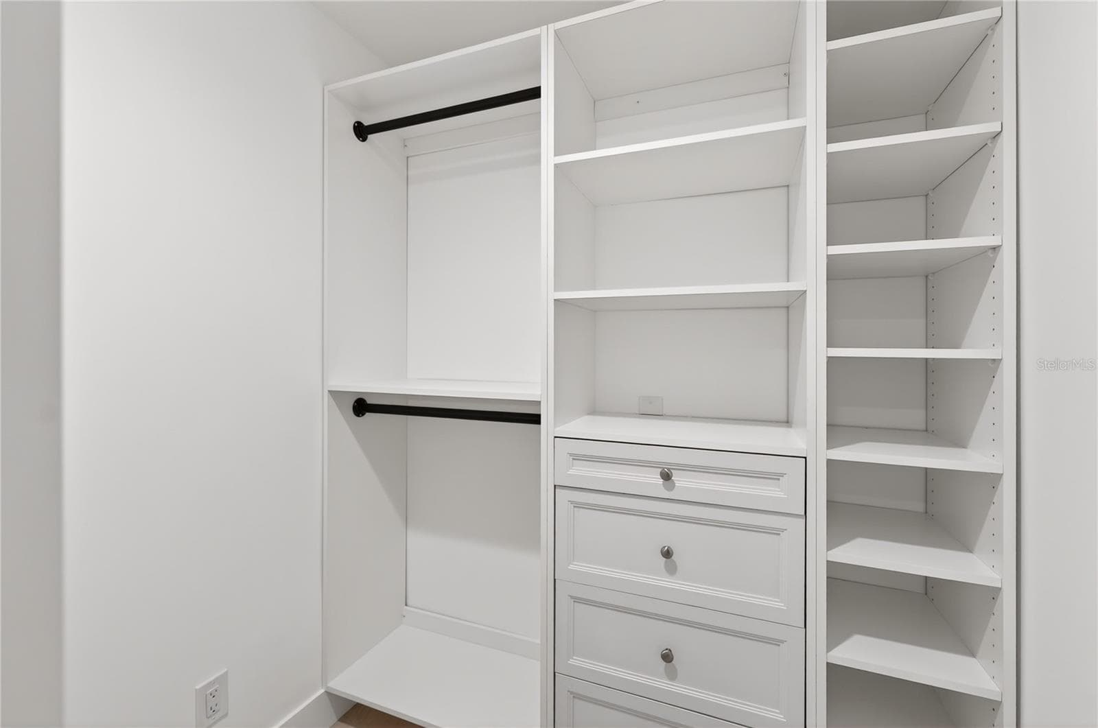 Walking Closet - Master Bedroom - 6450 NW HIGHWAY 225, OCALA