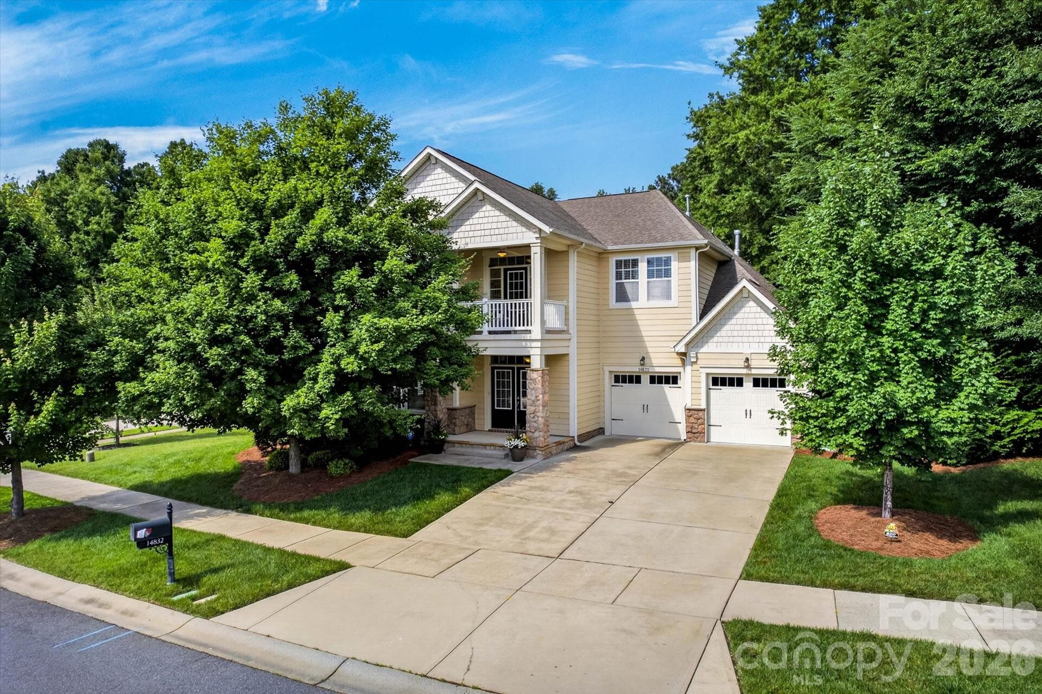 Single Family Residence at 14832 Long Iron Drive, Huntersville, photo 3 of 45