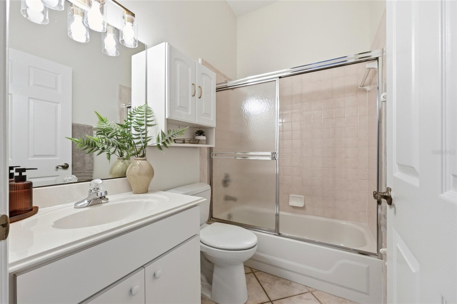 Guest Bath - SEAGATE NORTH, ST AUGUSTINE