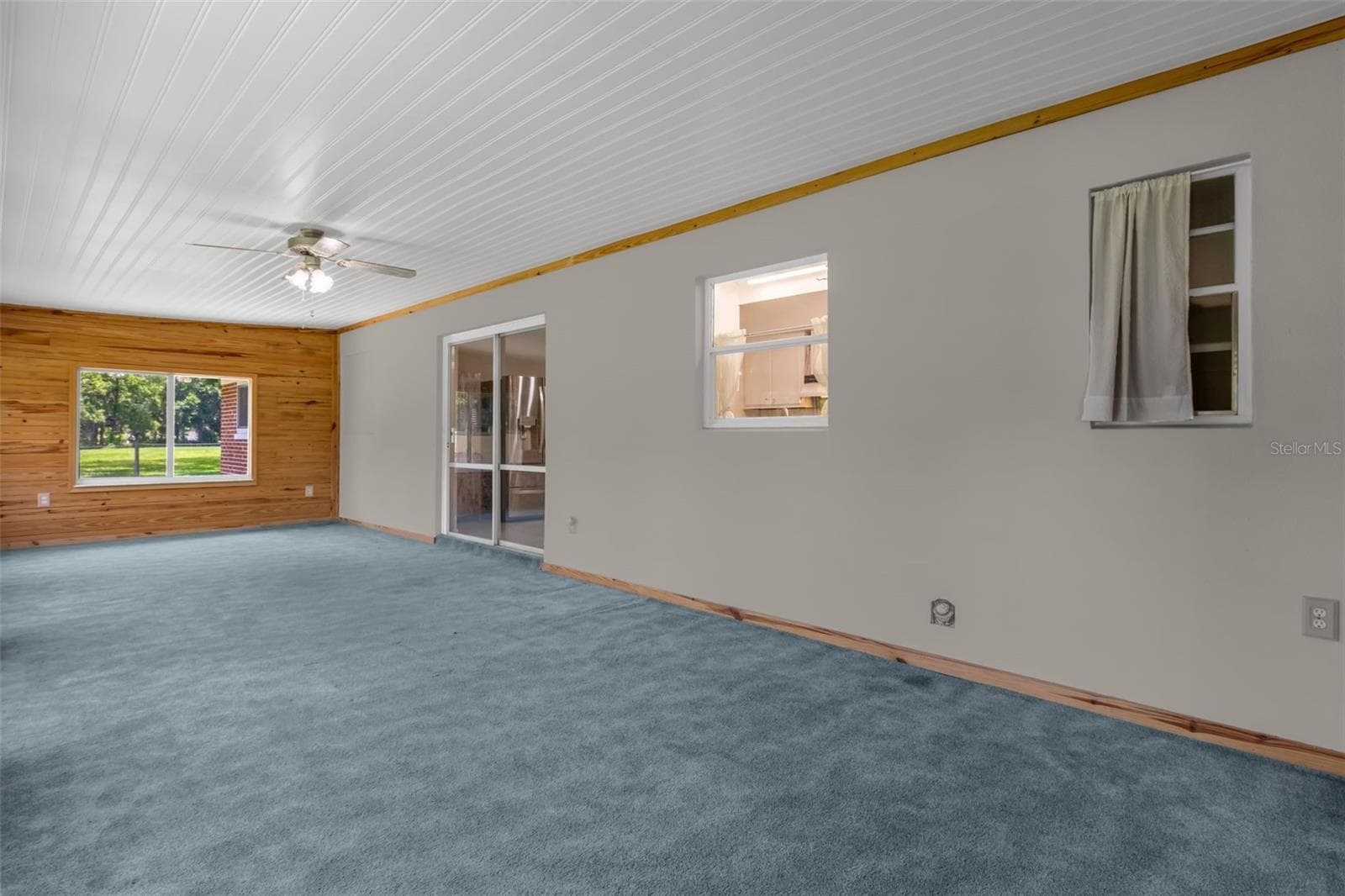 Single Family Residence at 35505 CRESCENT DR, FRUITLAND PARK, photo 29 of 50