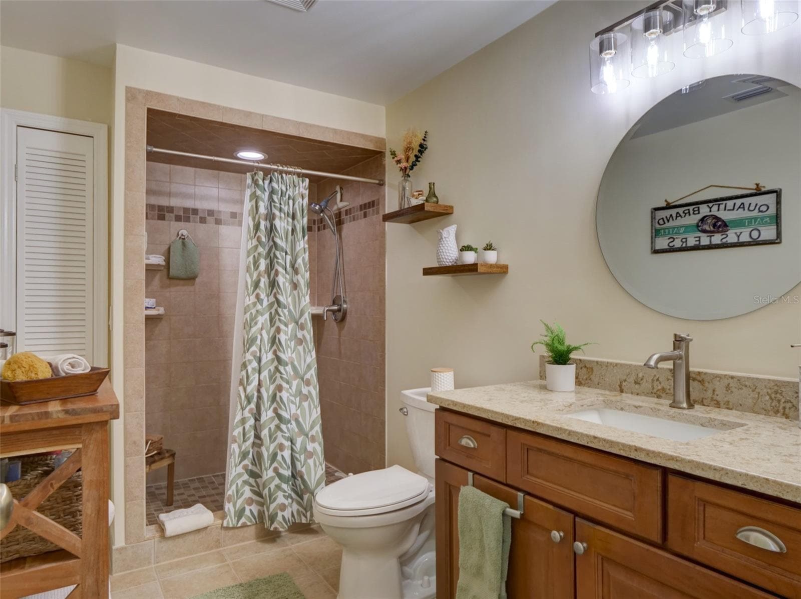 Primary Bathroom: Step-in Shower - 100 S TREMAIN ST #G2, MOUNT DORA
