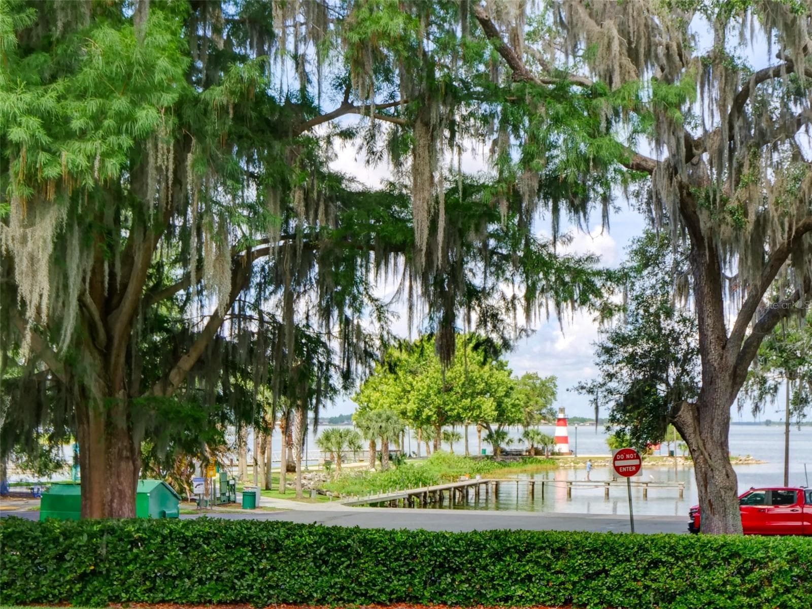 Lake Dora Lighthouse, Park & Boat Ramp - 100 S TREMAIN ST #G2, MOUNT DORA