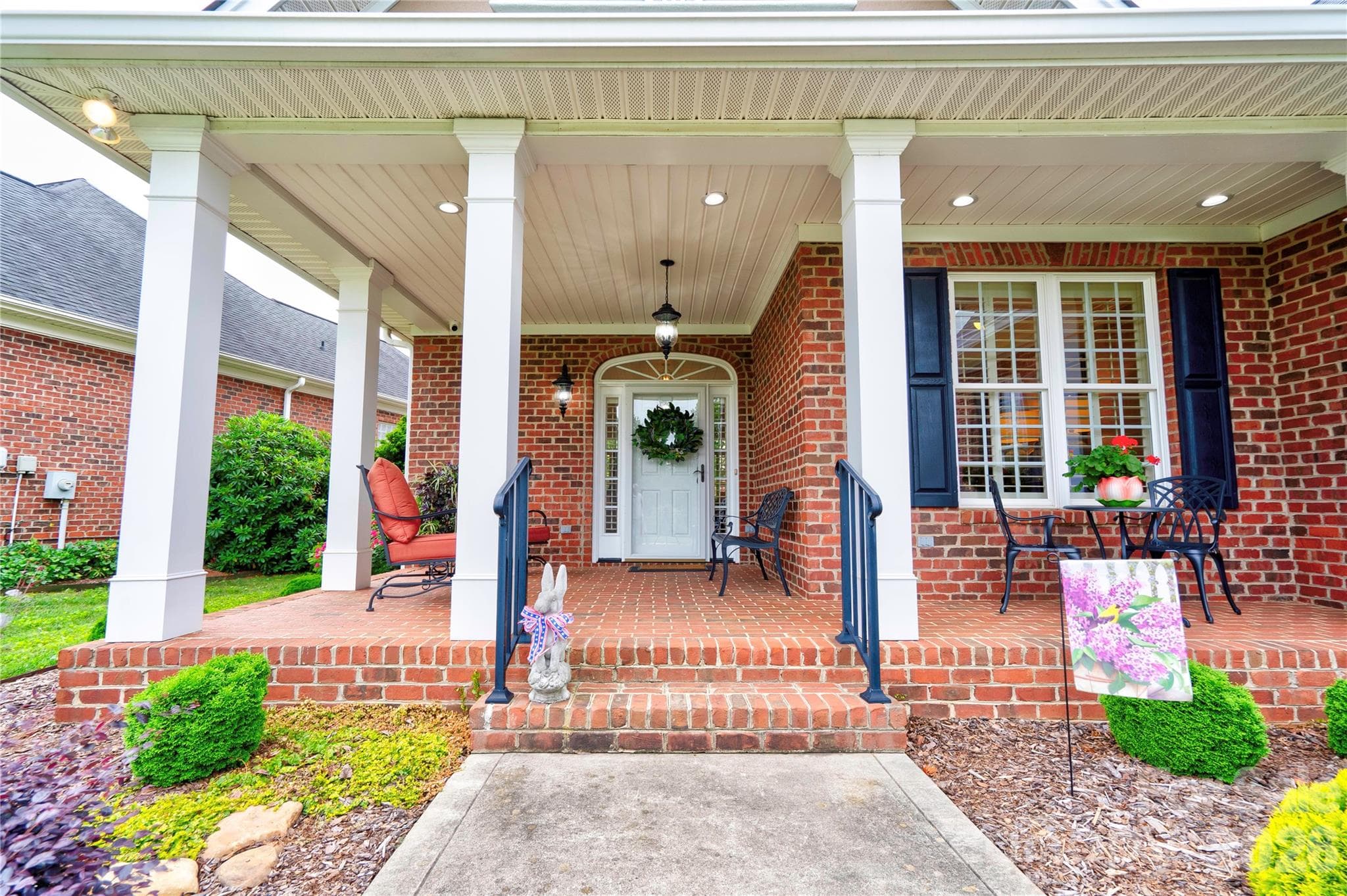 Covered Front Porch - Shelby