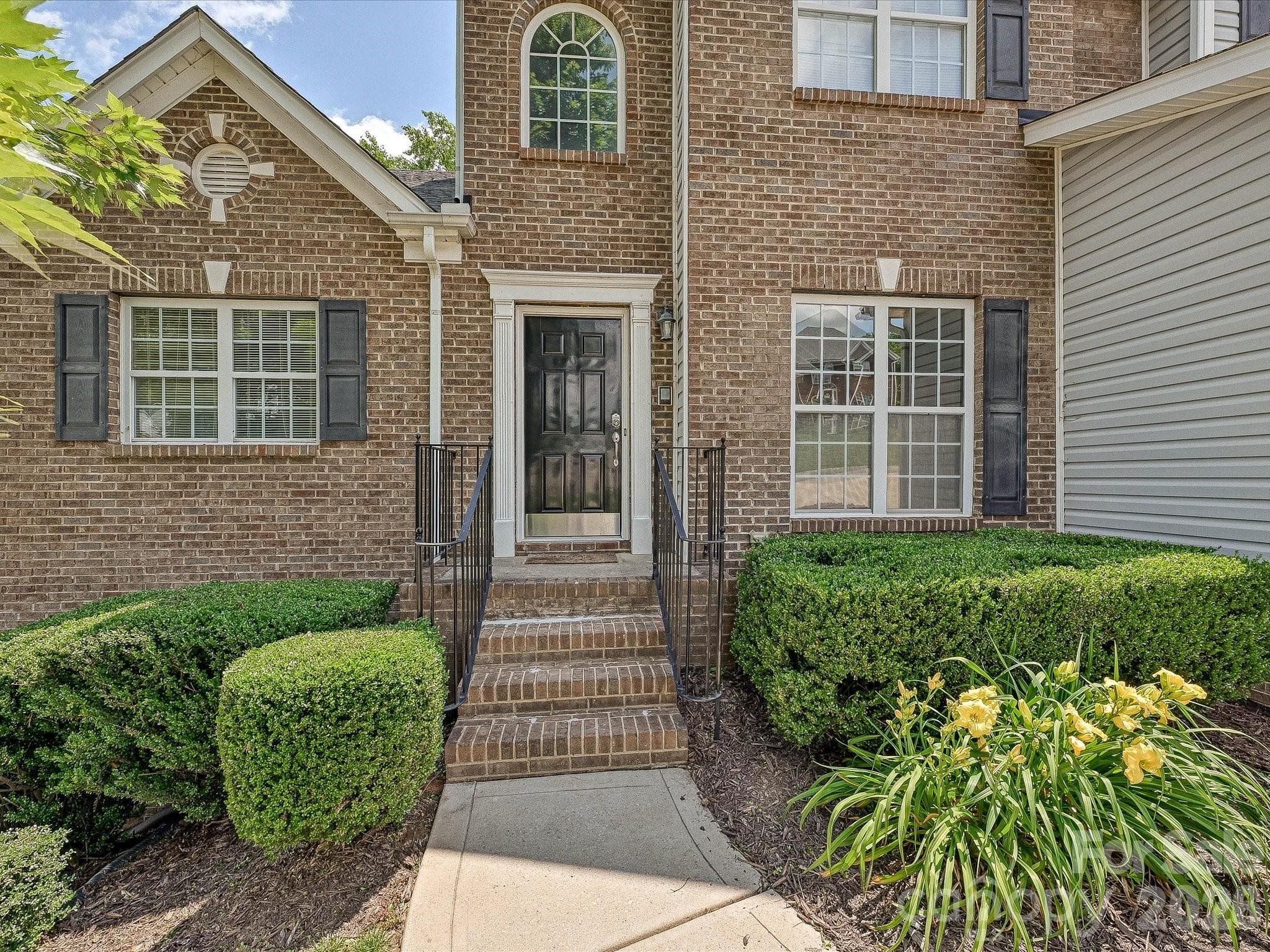 Single Family Residence at Mount Holly, photo 6 of 47