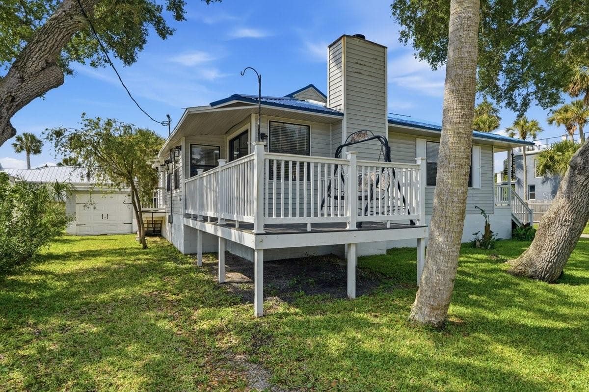 FRONT YARD - 105 MCDONALD ST, SOUTH DAYTONA