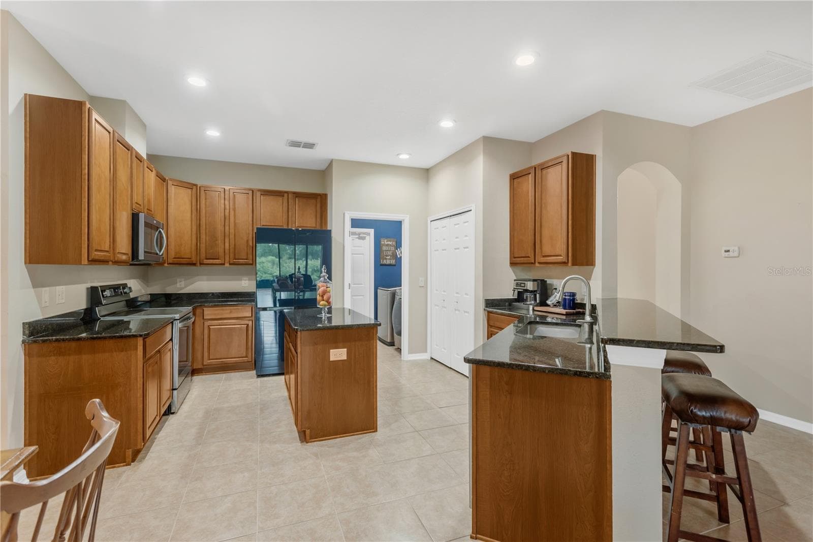 Single Family Residence at 10859 BREAKING ROCKS DR, TAMPA, photo 10 of 26