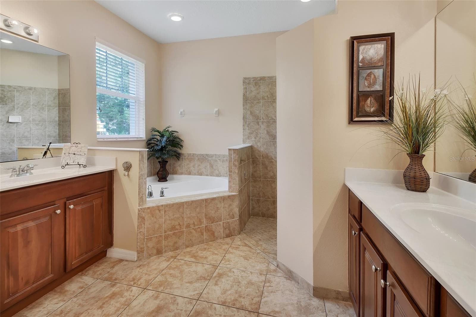 Single Family Residence at 411 GARDEN ST, LAKE HELEN, photo 22 of 42