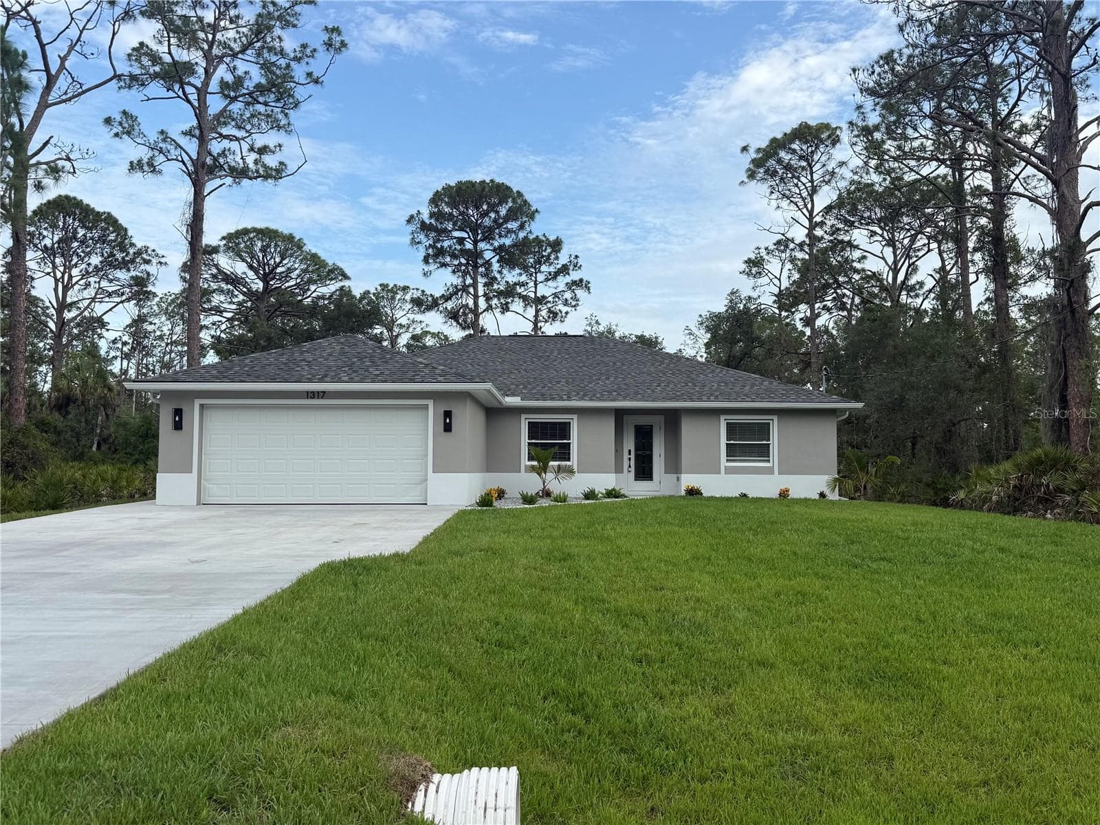 1317 BISCAYNE DR