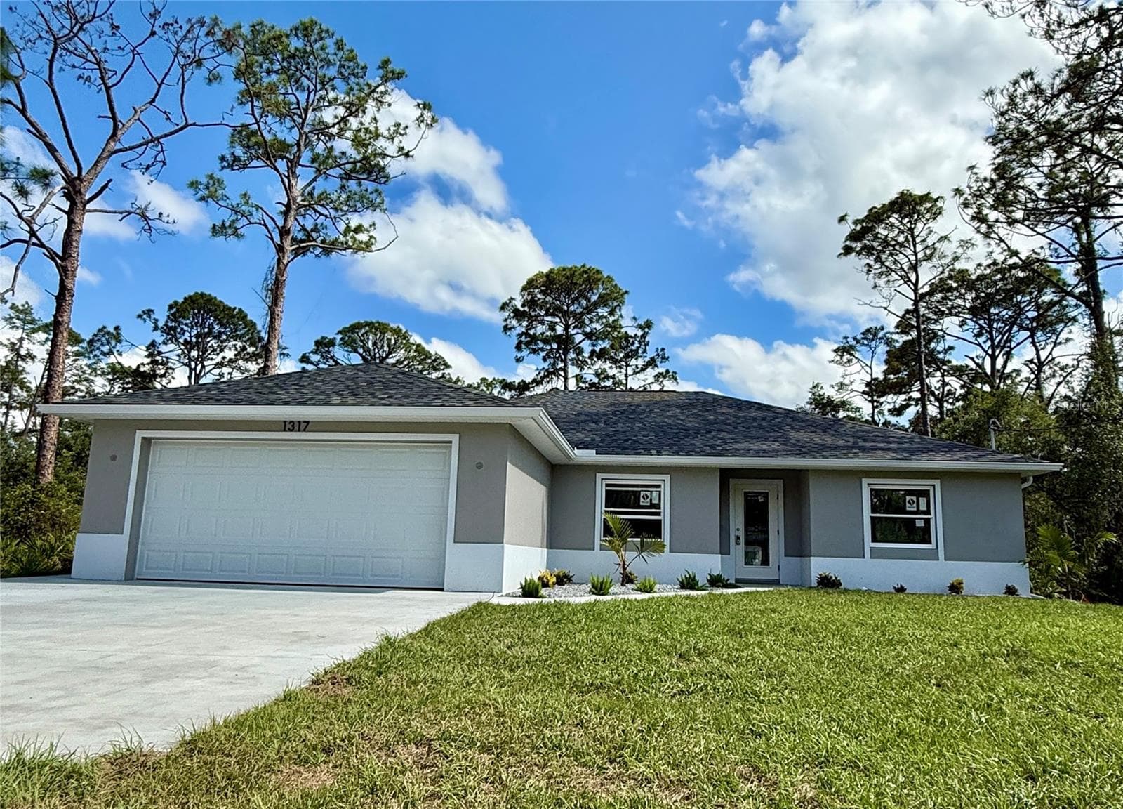 Single Family Residence at 1317 BISCAYNE DR, PORT CHARLOTTE, photo 3 of 38