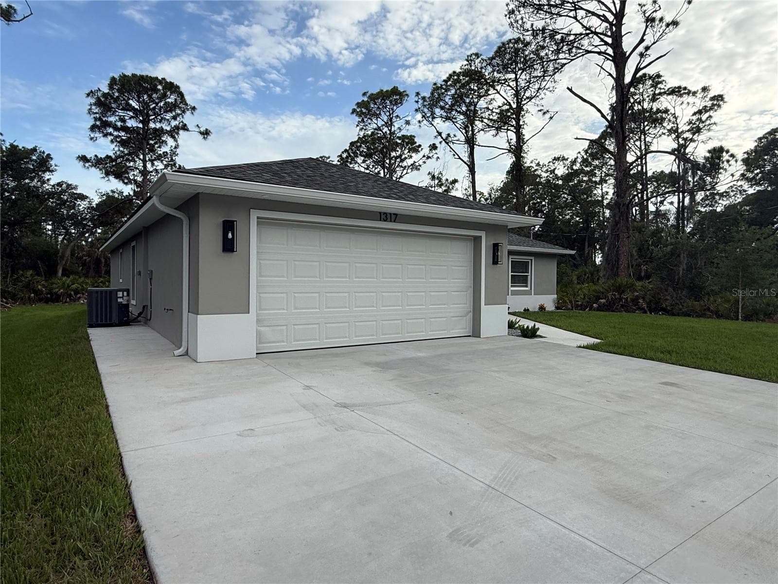 Single Family Residence at 1317 BISCAYNE DR, PORT CHARLOTTE, photo 5 of 38