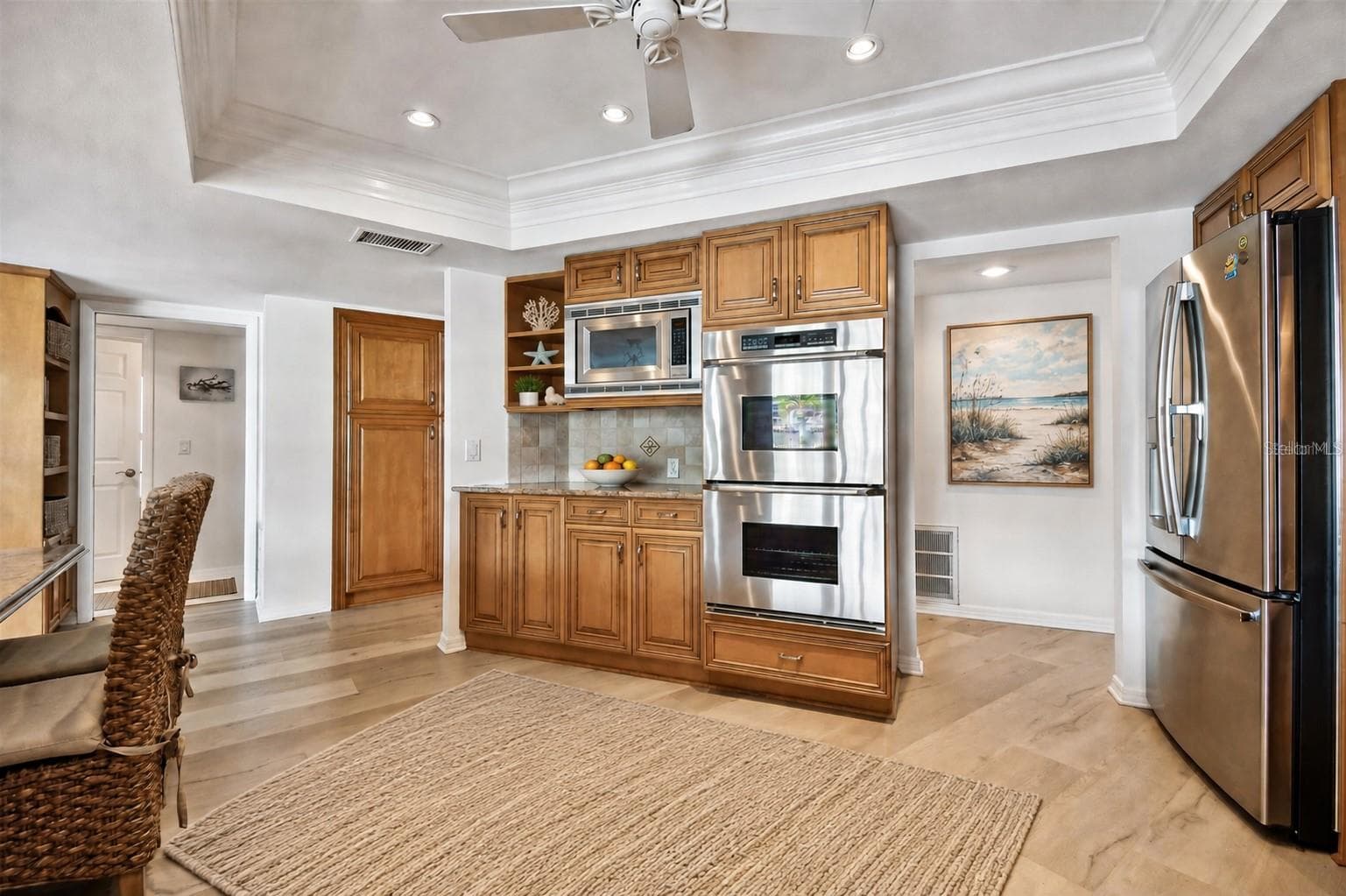 kitchen - 205 HARRISON AVE, BELLEAIR BEACH