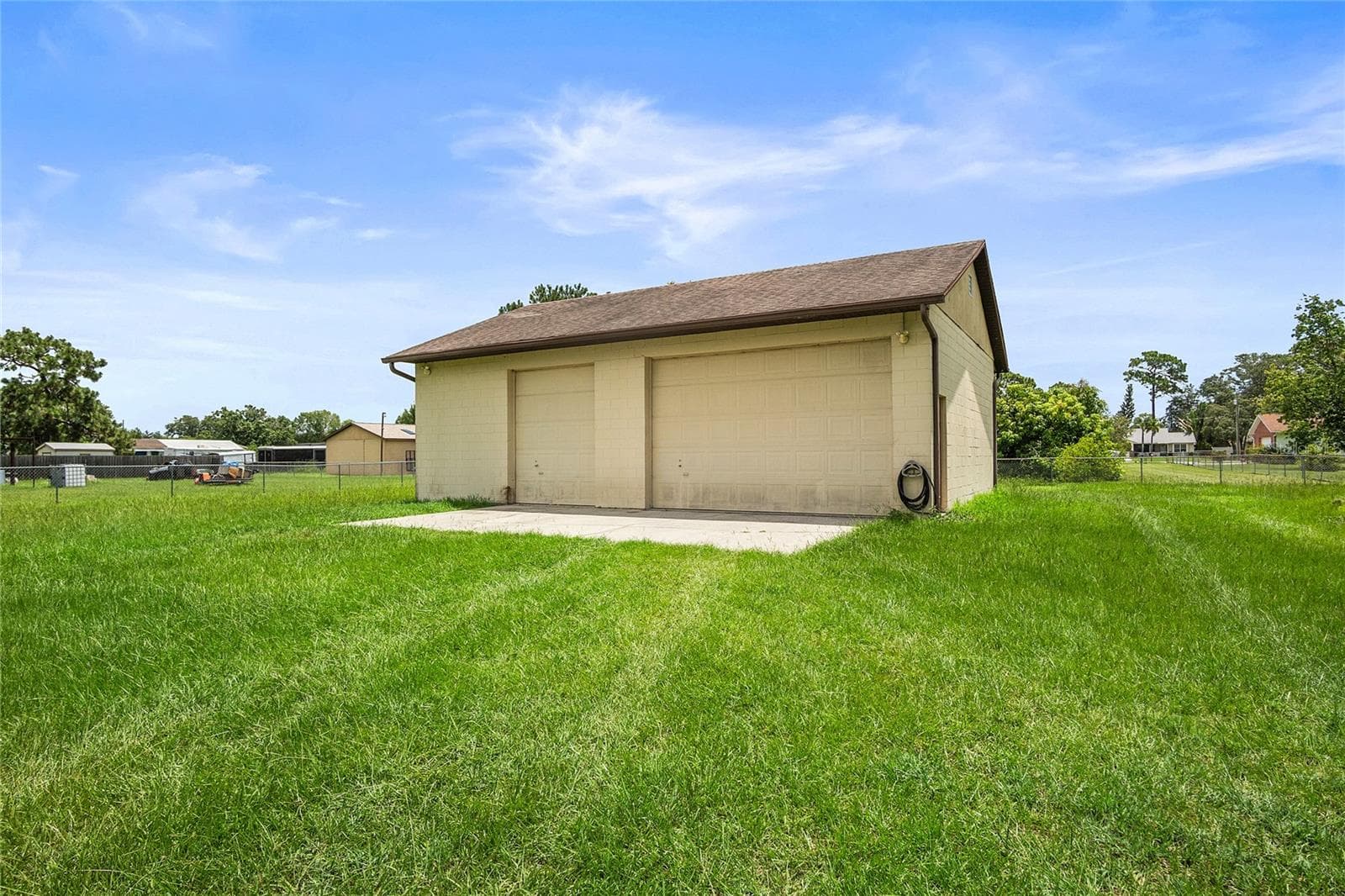 3 car garage and work shop - 1177 LIZA ST, ST CLOUD