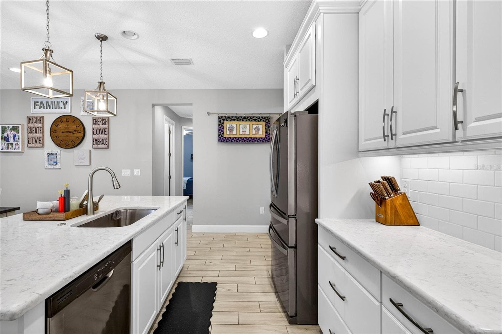 Single Family Residence at 29894 CHAPEL CHASE DR, WESLEY CHAPEL, photo 13 of 61