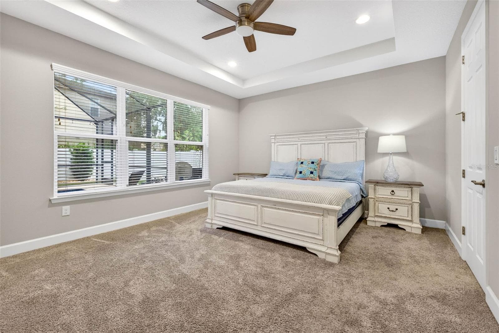 Primary Bedroom overlooking pool - 29894 CHAPEL CHASE DR, WESLEY CHAPEL