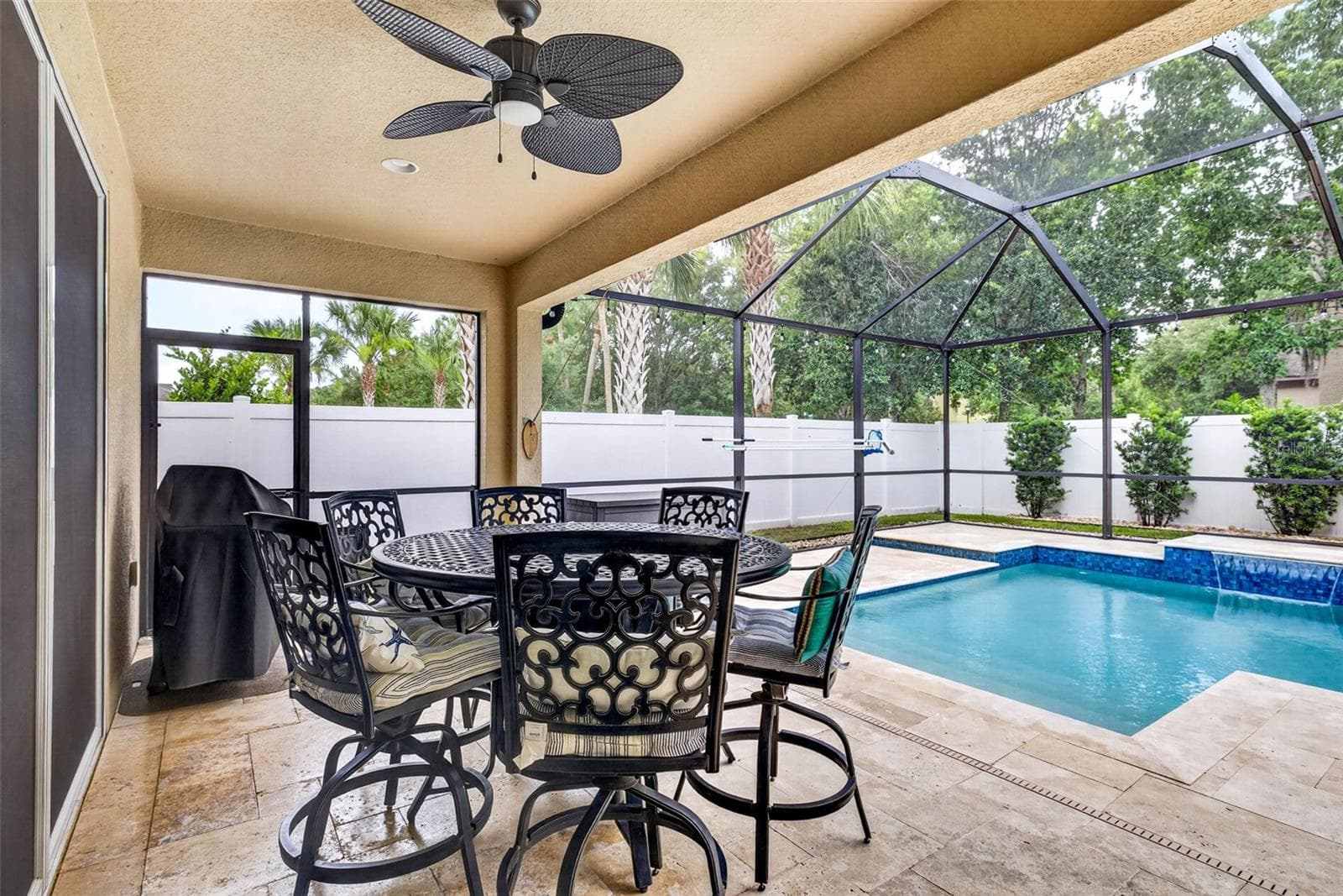 Covered Patio with ceiling fan - 29894 CHAPEL CHASE DR, WESLEY CHAPEL