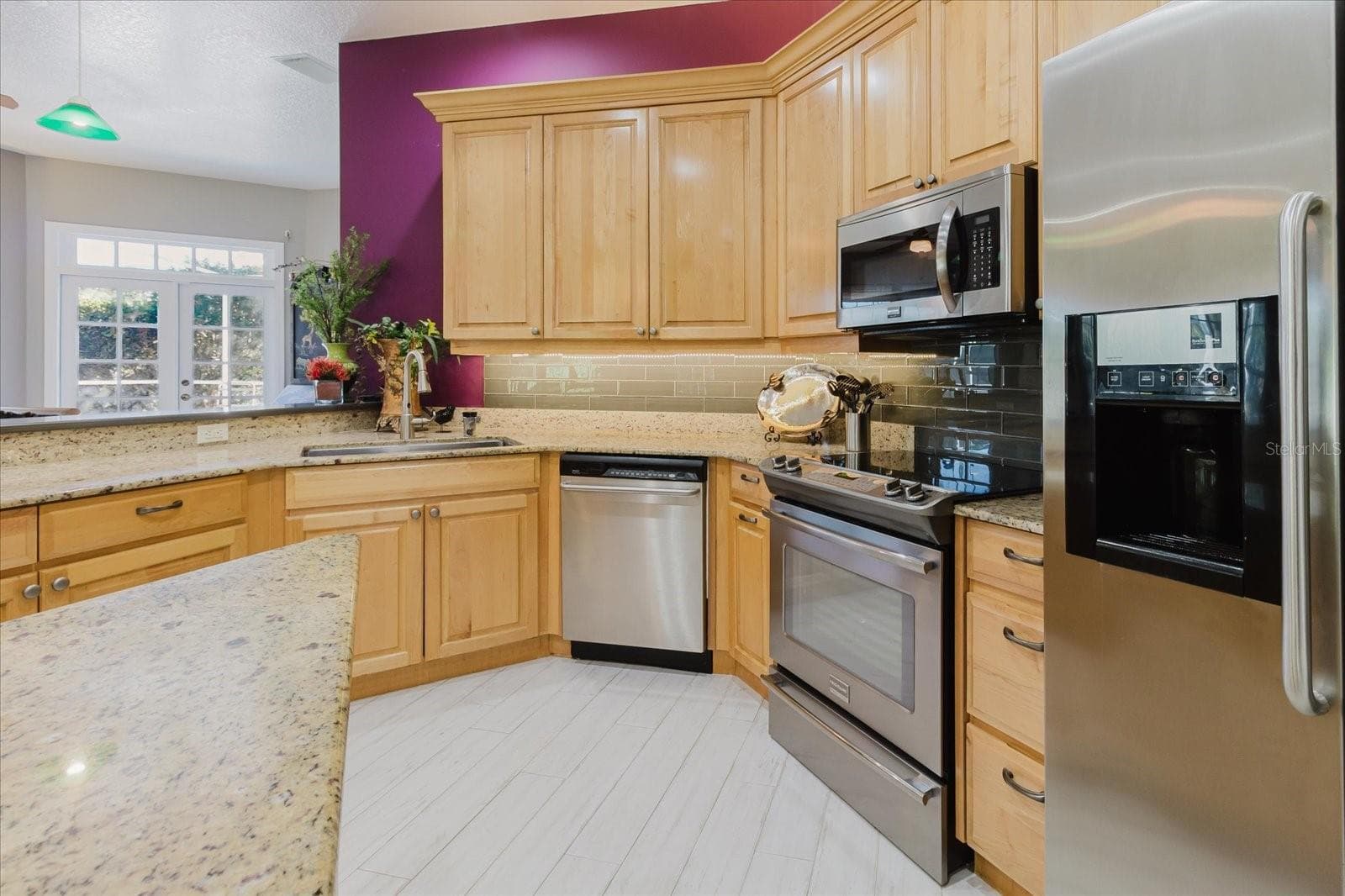 Single Family Residence at 13510 WESTSHIRE DR, TAMPA, photo 27 of 100
