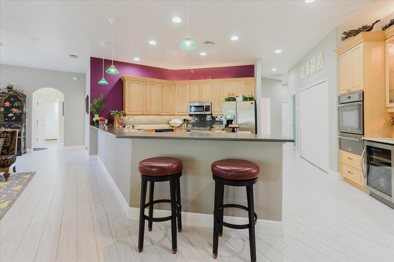 Single Family Residence at 13510 WESTSHIRE DR, TAMPA, photo 31 of 100