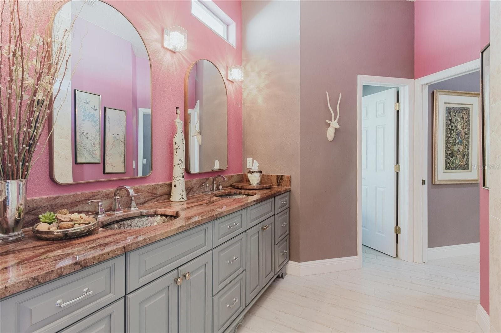 Single Family Residence at 13510 WESTSHIRE DR, TAMPA, photo 39 of 100